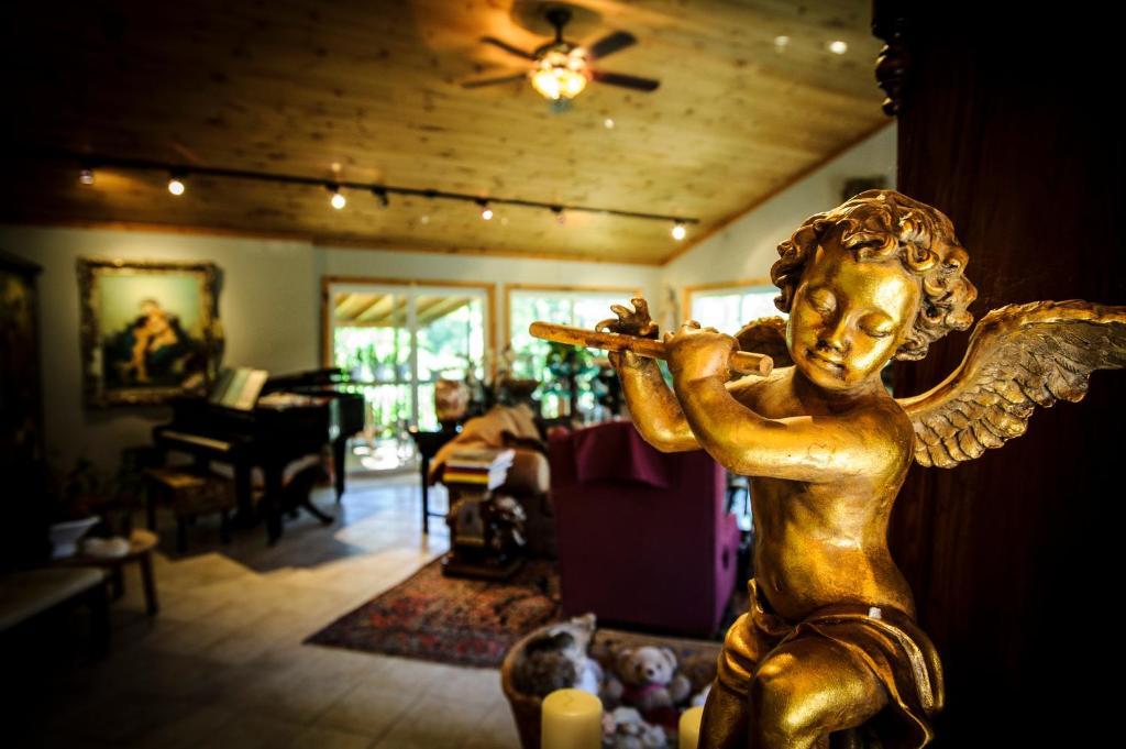 Shambhala Bed And Breakfast Buckhorn Экстерьер фото